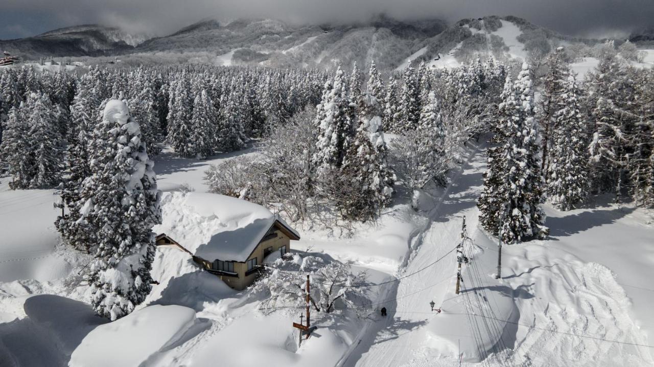 A.I.R. Myoko Hotel Екстериор снимка